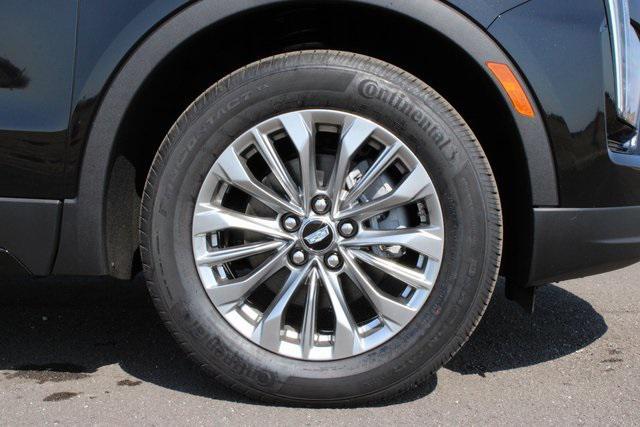 new 2025 Cadillac XT4 car, priced at $45,715