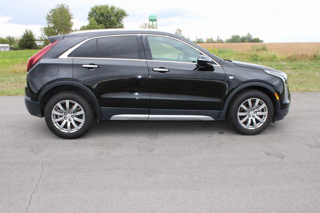 used 2022 Cadillac XT4 car, priced at $21,000