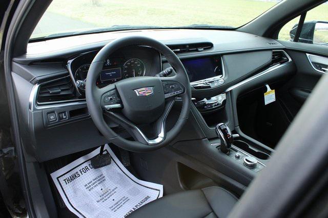 new 2025 Cadillac XT6 car, priced at $50,510