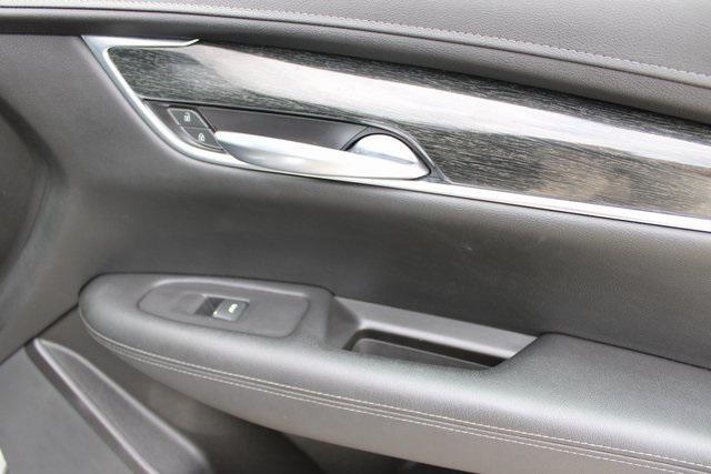 used 2021 Cadillac XT5 car, priced at $22,597