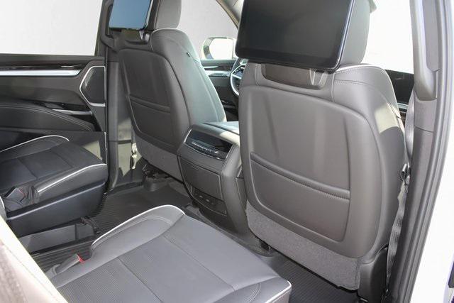 new 2025 Cadillac Escalade car, priced at $113,040