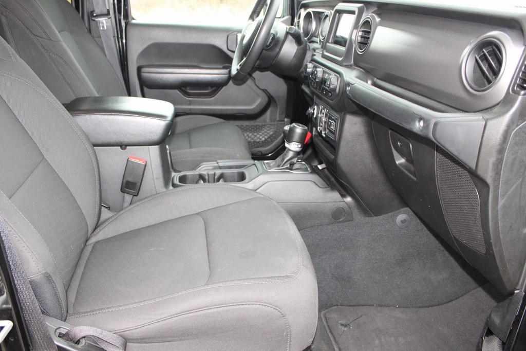 used 2023 Jeep Gladiator car, priced at $27,789