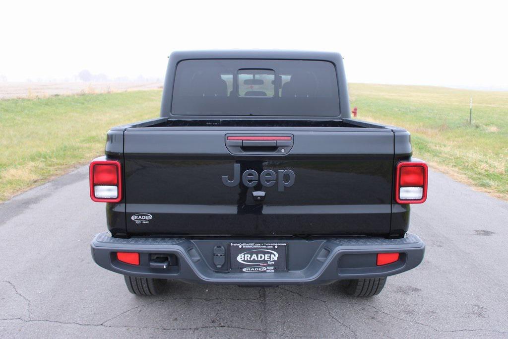 used 2023 Jeep Gladiator car, priced at $27,789