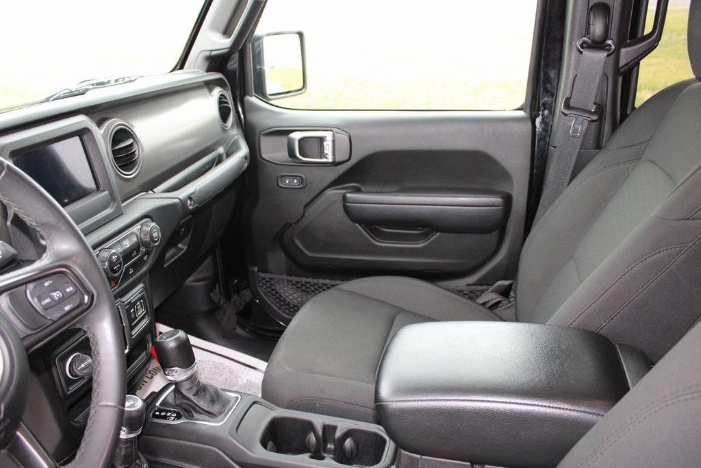 used 2023 Jeep Gladiator car, priced at $27,789