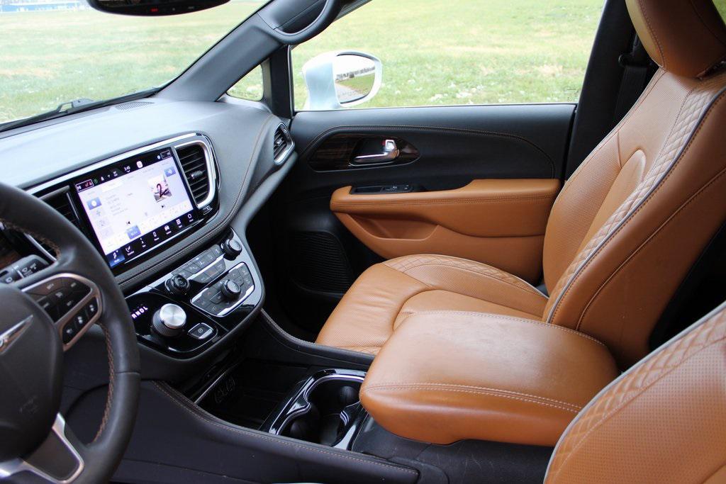 used 2022 Chrysler Pacifica car, priced at $36,960