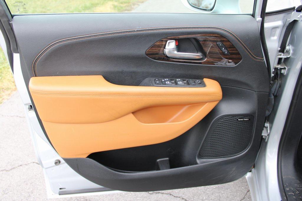 used 2022 Chrysler Pacifica car, priced at $36,960