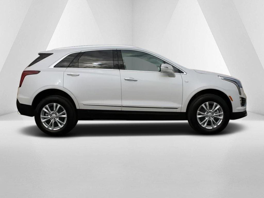 new 2025 Cadillac XT5 car, priced at $43,788