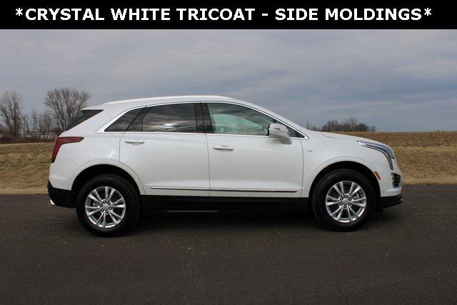 new 2025 Cadillac XT5 car, priced at $45,250