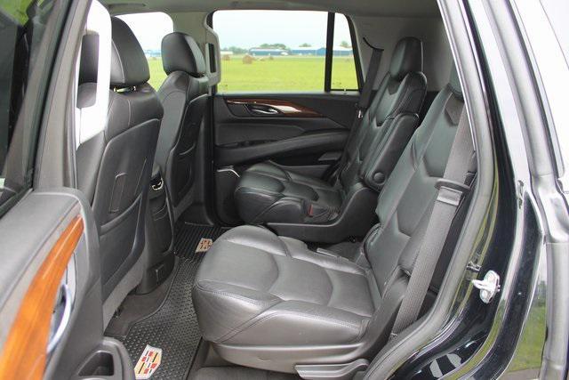 used 2020 Cadillac Escalade car, priced at $30,000
