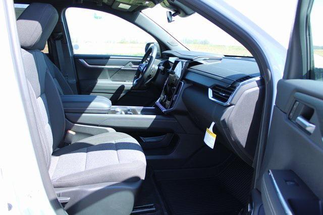 new 2025 GMC Acadia car, priced at $42,410