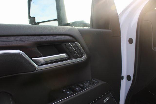 new 2025 GMC Sierra 3500 car, priced at $77,910
