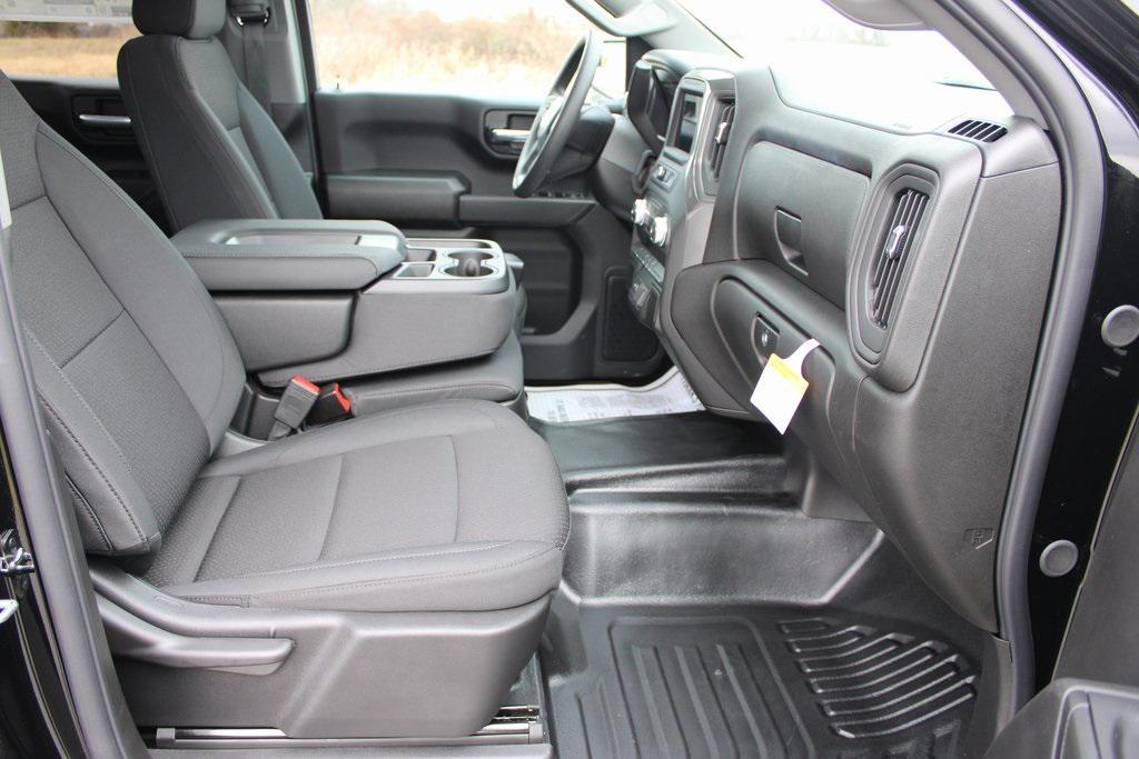 new 2026 GMC Sierra 1500 car, priced at $49,752