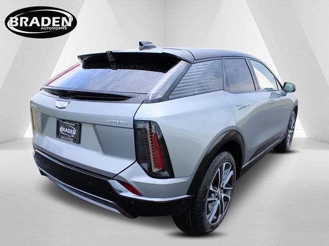 new 2025 Cadillac OPTIQ car, priced at $53,590