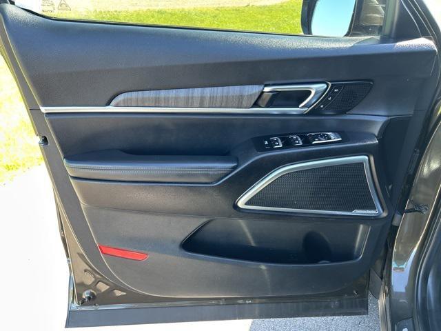used 2024 Kia Telluride car, priced at $37,000