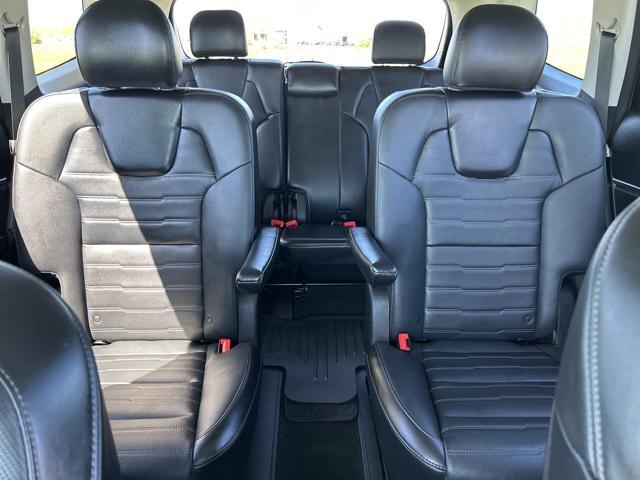 used 2024 Kia Telluride car, priced at $37,000