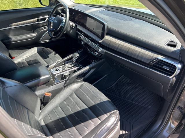 used 2024 Kia Telluride car, priced at $37,000