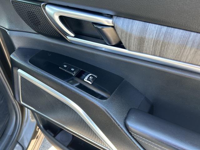 used 2024 Kia Telluride car, priced at $37,000