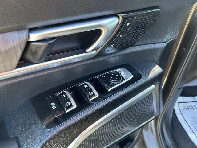 used 2024 Kia Telluride car, priced at $37,000