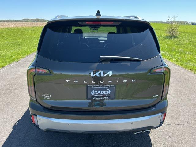 used 2024 Kia Telluride car, priced at $37,000