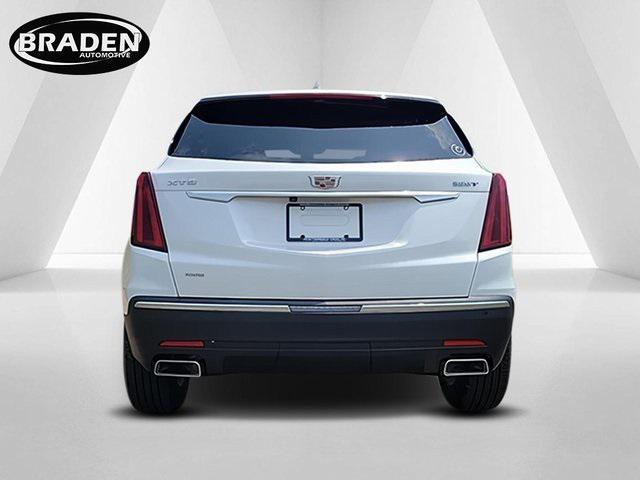 new 2024 Cadillac XT5 car, priced at $43,000