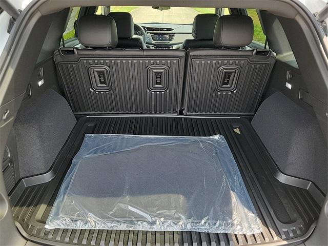 new 2024 Cadillac XT5 car, priced at $40,840