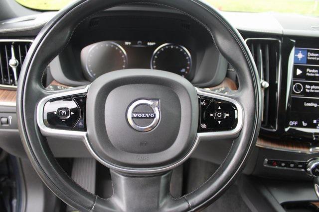 used 2021 Volvo XC60 car, priced at $25,495