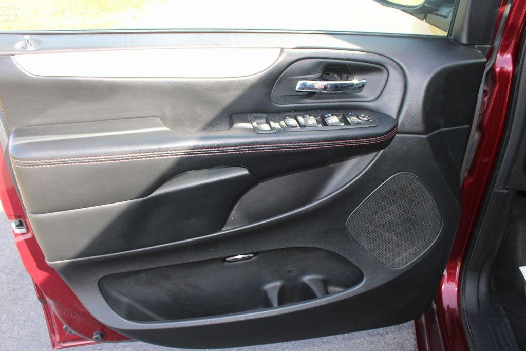 used 2019 Dodge Grand Caravan car, priced at $12,539