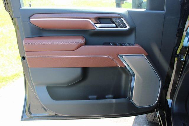new 2025 GMC Sierra 2500 car, priced at $92,985