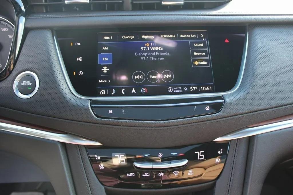 new 2025 Cadillac XT5 car, priced at $57,167