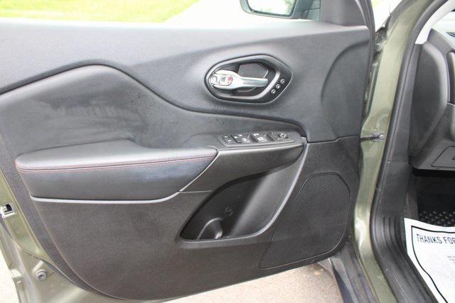 used 2021 Jeep Cherokee car, priced at $23,373