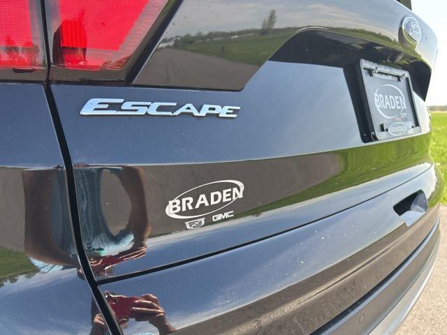 used 2019 Ford Escape car, priced at $16,998