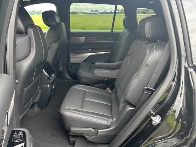 new 2026 Cadillac VISTIQ car, priced at $79,989