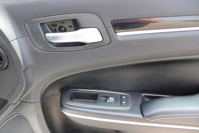 used 2021 Chrysler 300 car, priced at $18,753