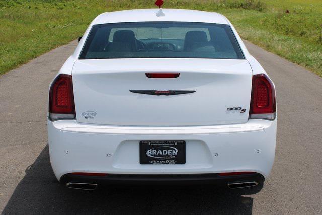 used 2021 Chrysler 300 car, priced at $18,753