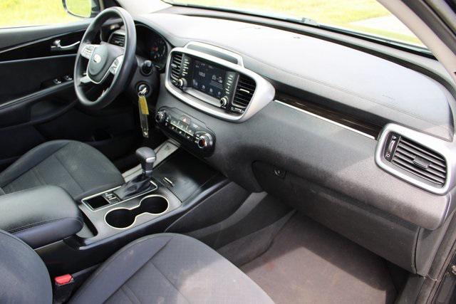 used 2020 Kia Sorento car, priced at $13,492