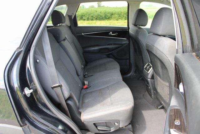 used 2020 Kia Sorento car, priced at $13,492