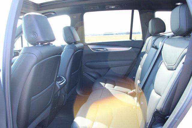 new 2025 Cadillac XT6 car, priced at $51,910