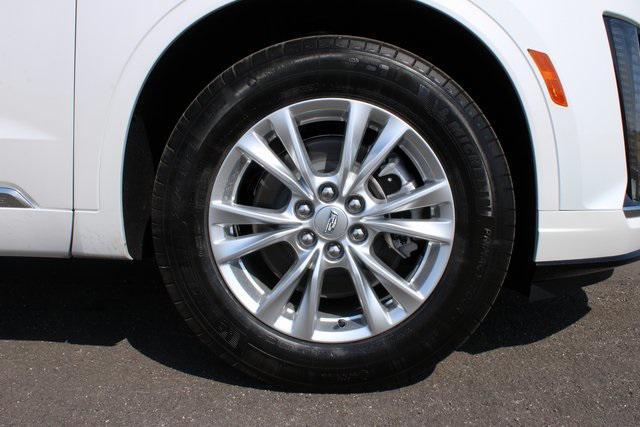 new 2025 Cadillac XT6 car, priced at $51,910
