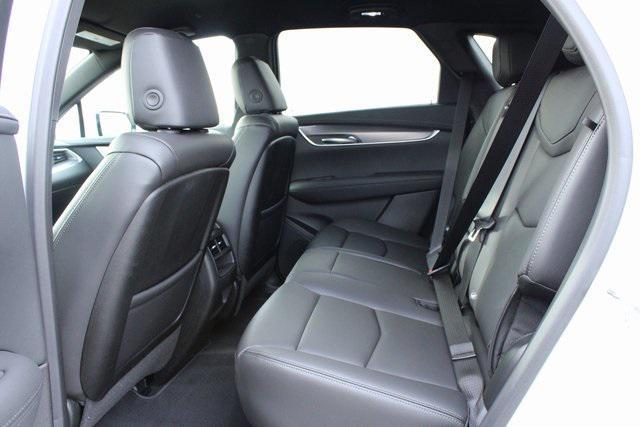 new 2025 Cadillac XT5 car, priced at $46,240