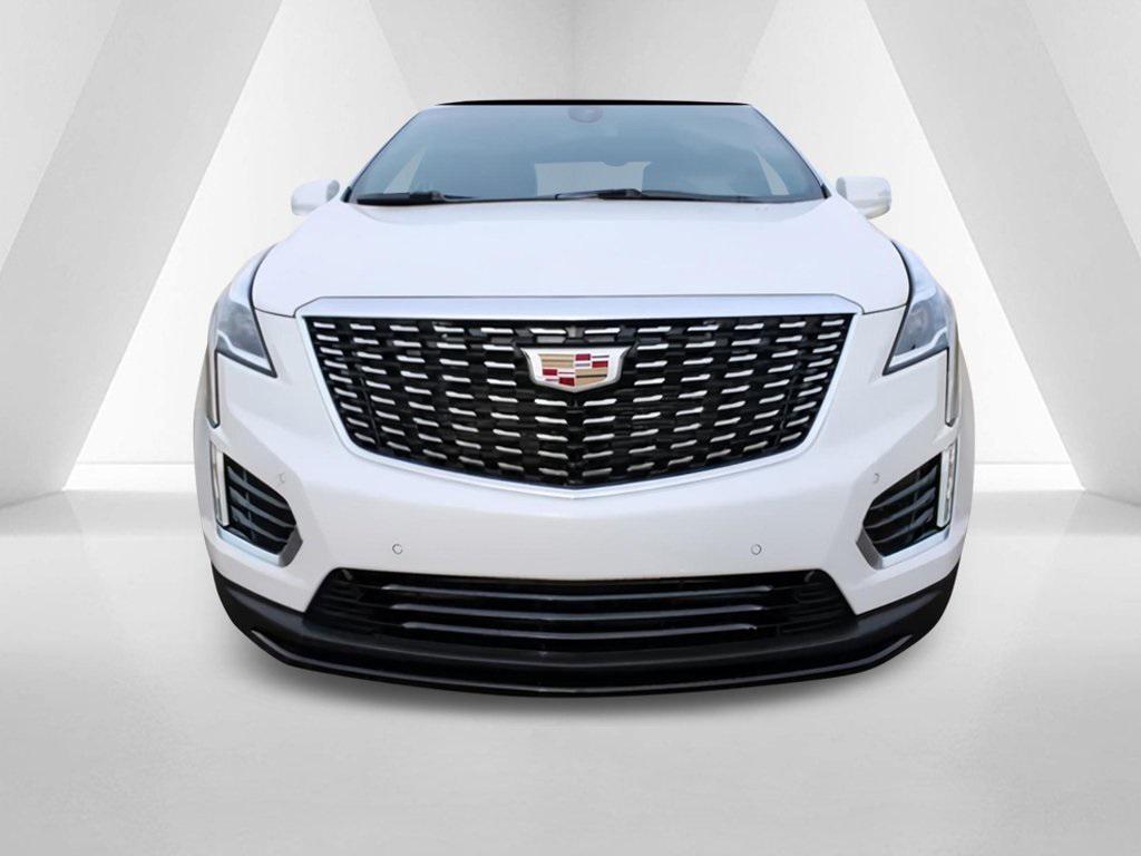 new 2025 Cadillac XT5 car, priced at $45,188