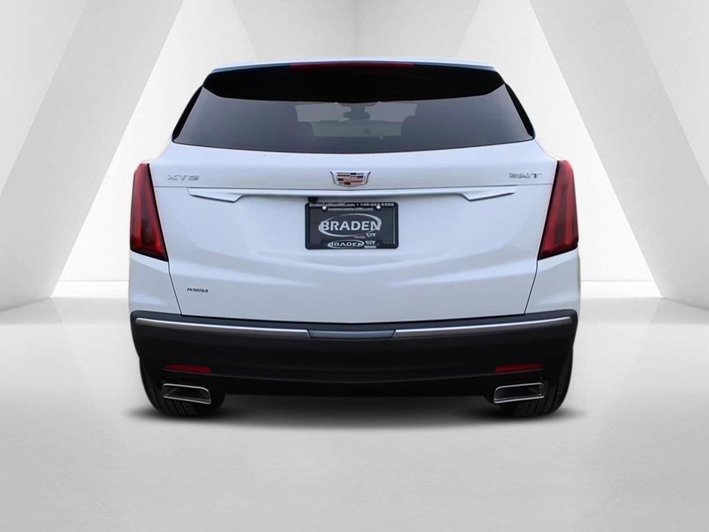 new 2025 Cadillac XT5 car, priced at $45,188