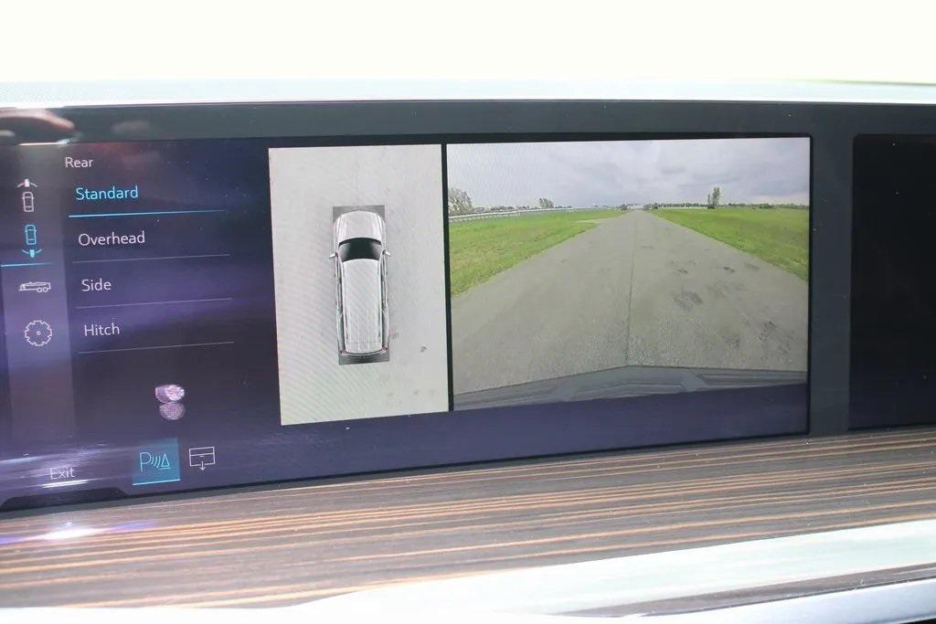 new 2025 Cadillac Escalade ESV car, priced at $118,204