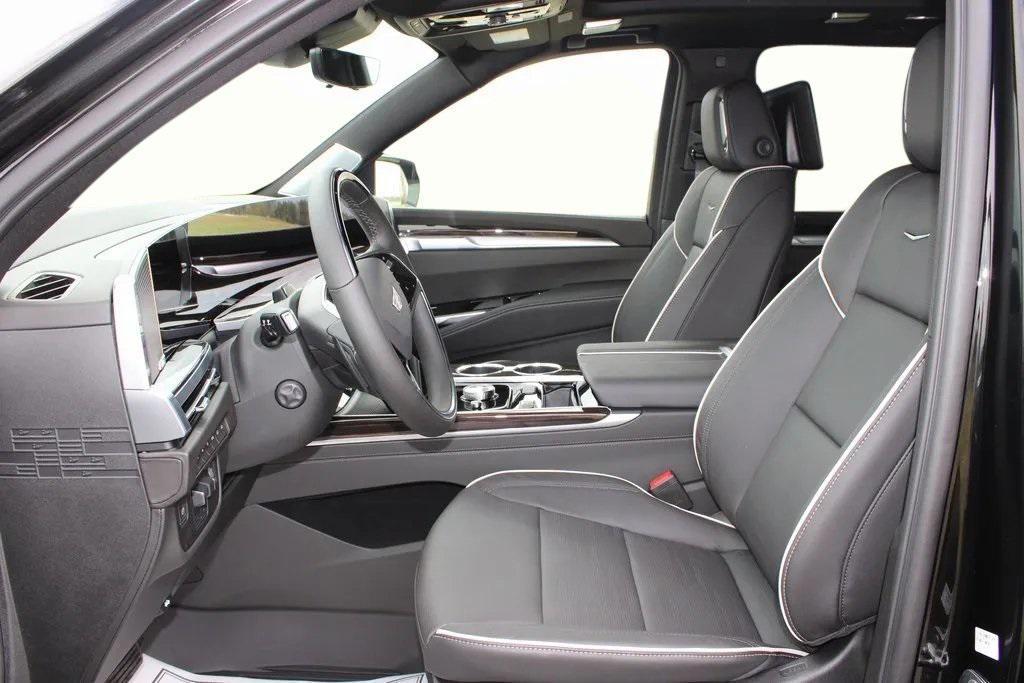 new 2025 Cadillac Escalade ESV car, priced at $118,204