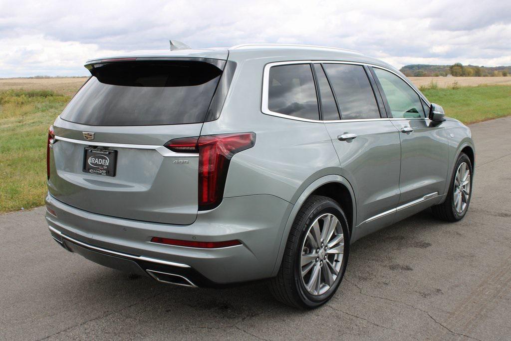 used 2023 Cadillac XT6 car, priced at $31,878