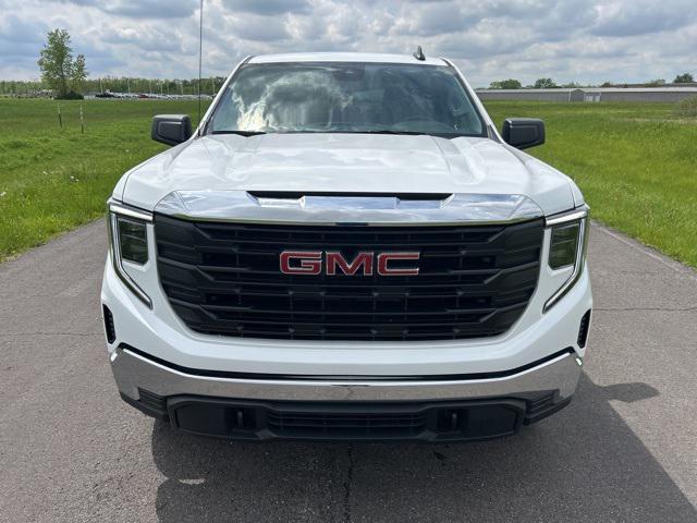 new 2024 GMC Sierra 1500 car, priced at $42,600