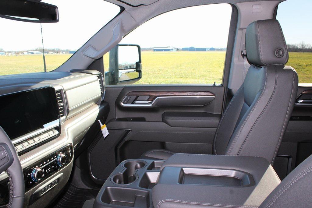 new 2026 GMC Sierra 3500 car, priced at $75,998