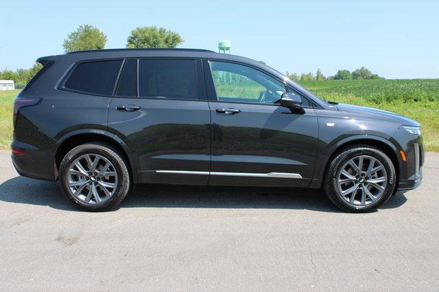 used 2020 Cadillac XT6 car, priced at $25,972