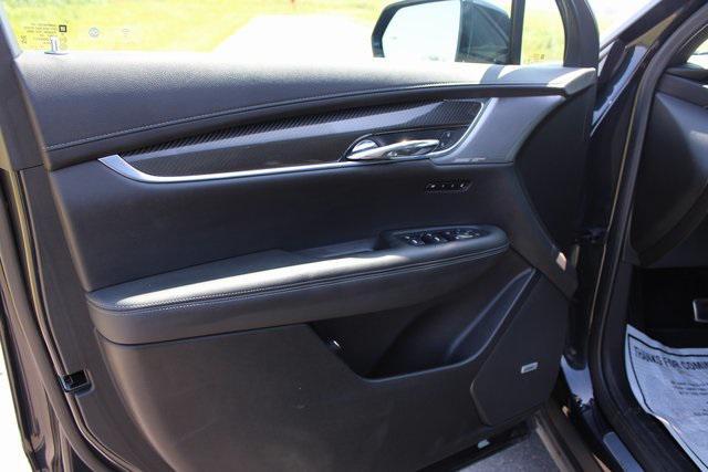 used 2020 Cadillac XT6 car, priced at $25,972