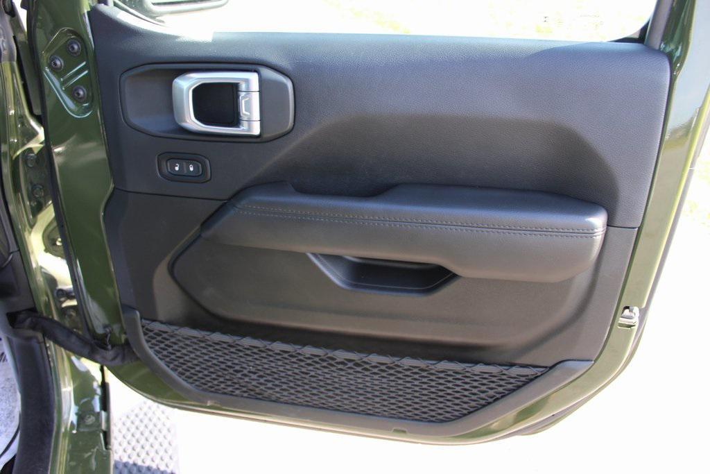 used 2021 Jeep Wrangler Unlimited car, priced at $31,285