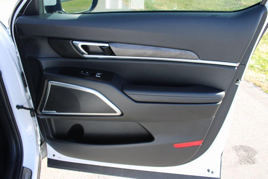 used 2025 Kia Telluride car, priced at $46,268
